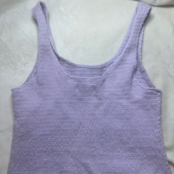 Hollister Ribbed Ruffled Bottom Crop Top Tank - Picture 2 of 3